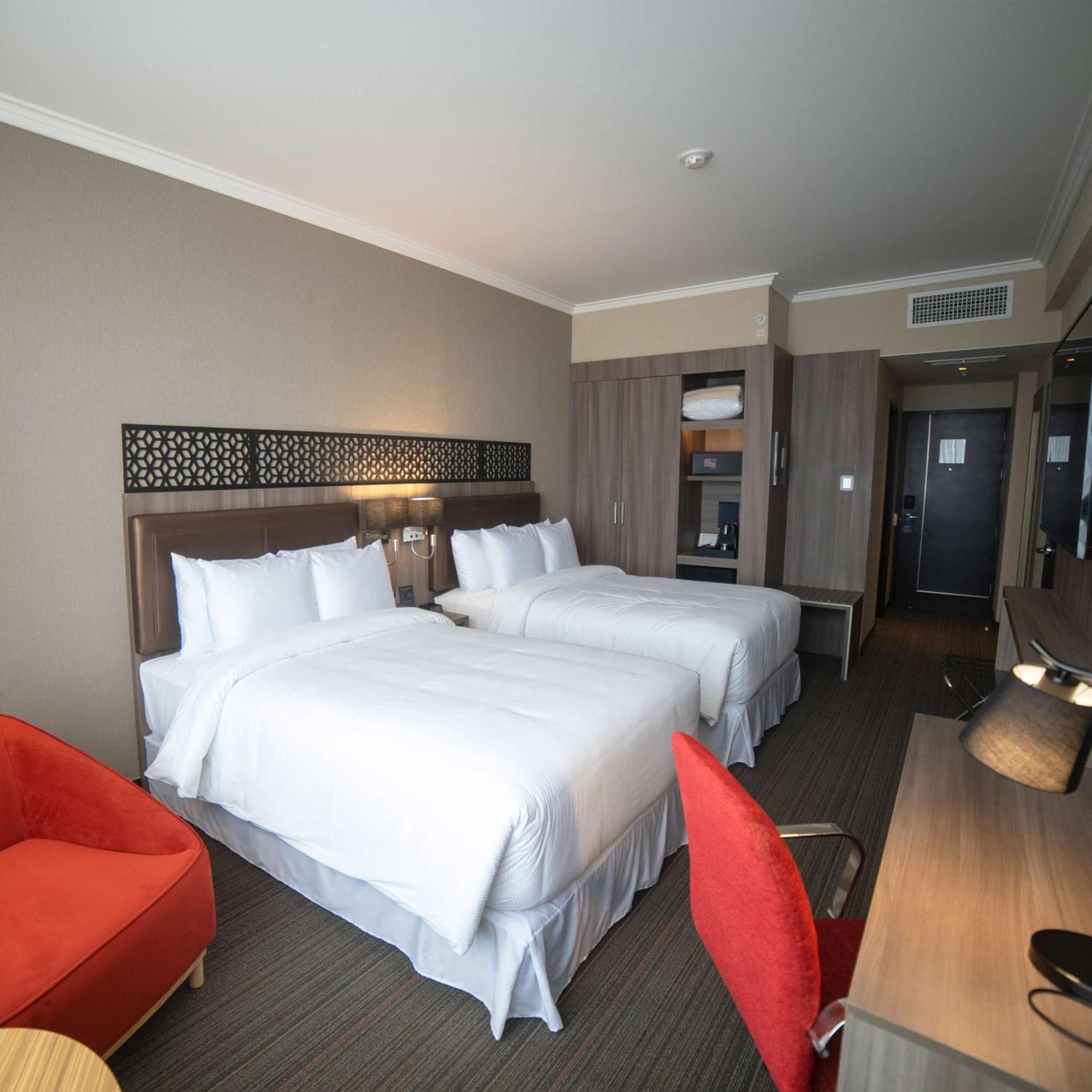 Doubletree By Hilton Trujillo Hotel Encalada Luaran gambar