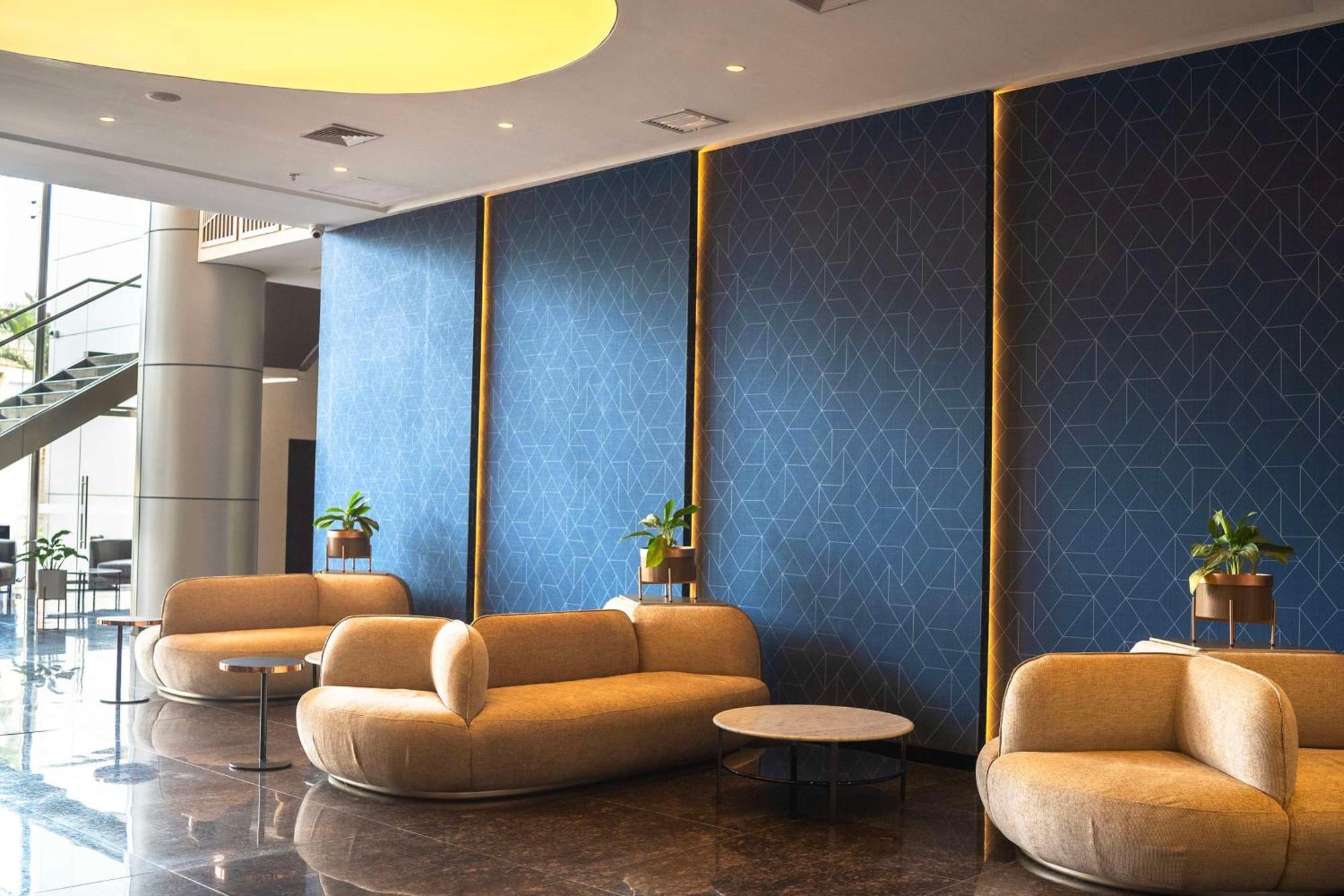 Doubletree By Hilton Trujillo Hotel Encalada Luaran gambar