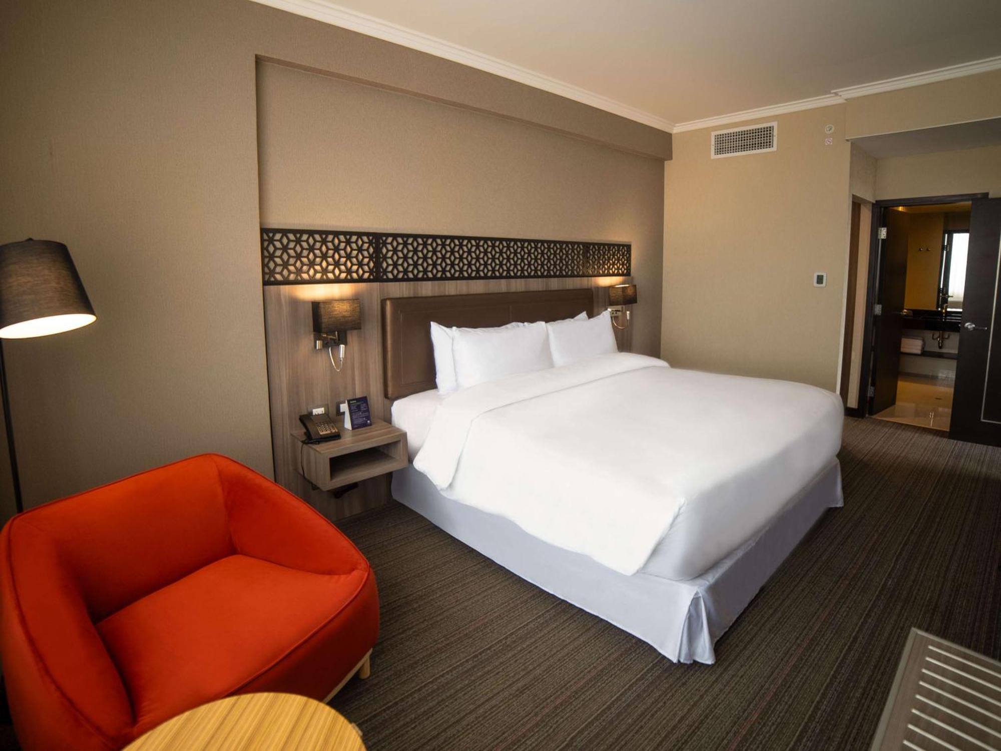 Doubletree By Hilton Trujillo Hotel Encalada Luaran gambar