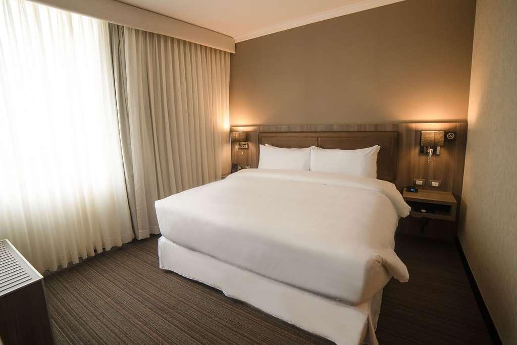 Doubletree By Hilton Trujillo Hotel Encalada Bilik gambar